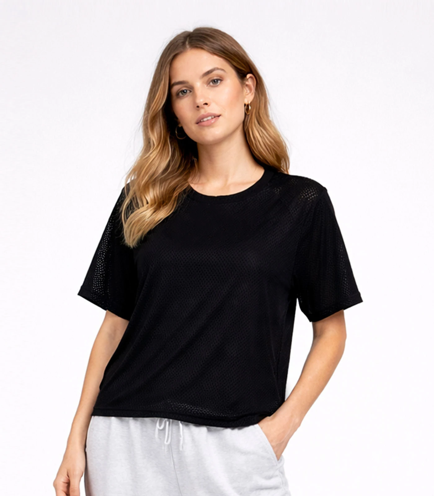 Blusa Feminina Básica Com Tecido Liso Infinita Cor Preto