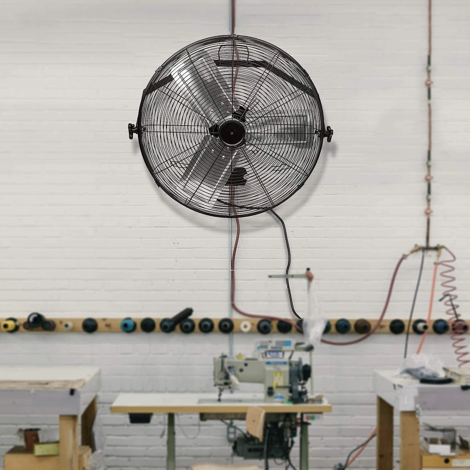 Ventilador Simple Deluxe Industrial 61cm 3 Velocidades CFM 4800 Preto 110V