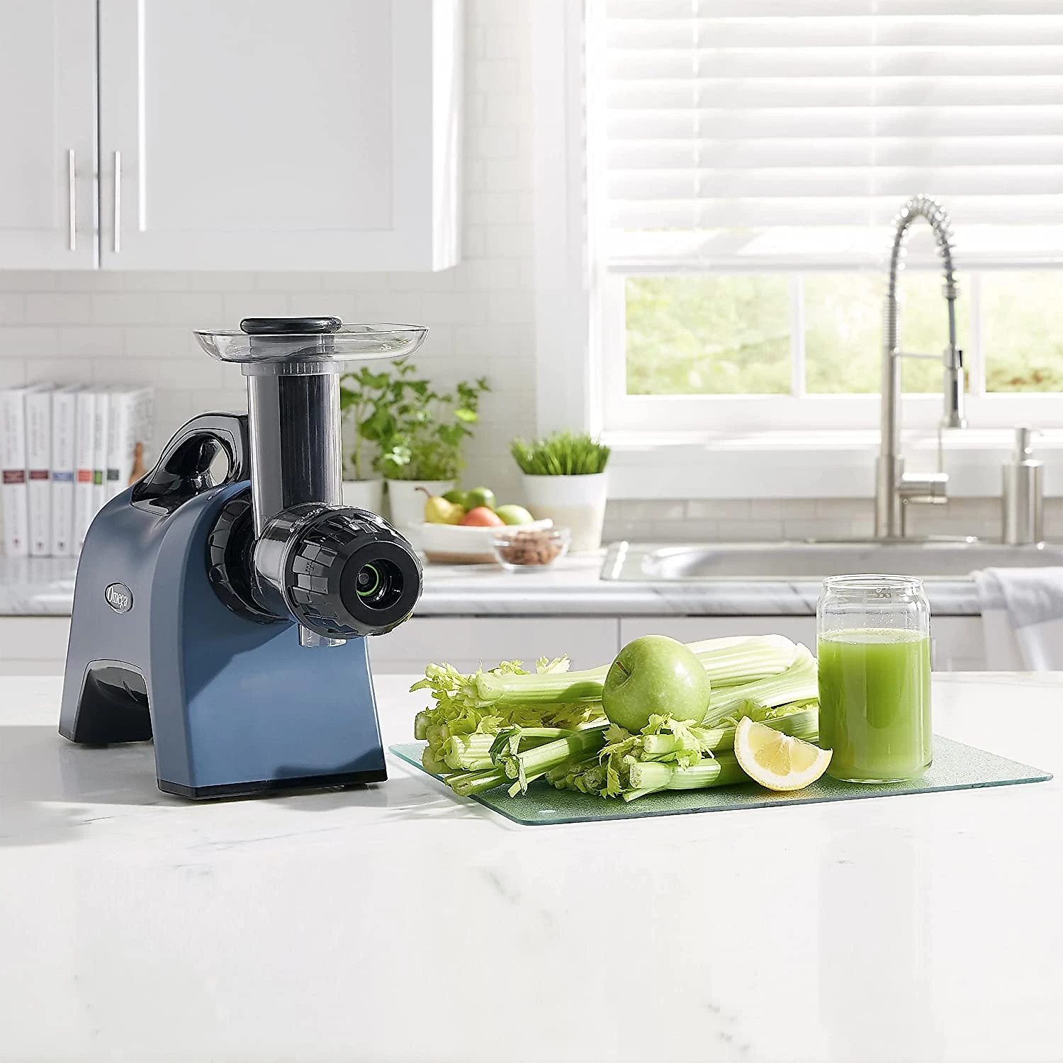 Omega MM1500BL Centrífuga de Frutas 2 Velocidades Aço I noxidável 200W110V Azul