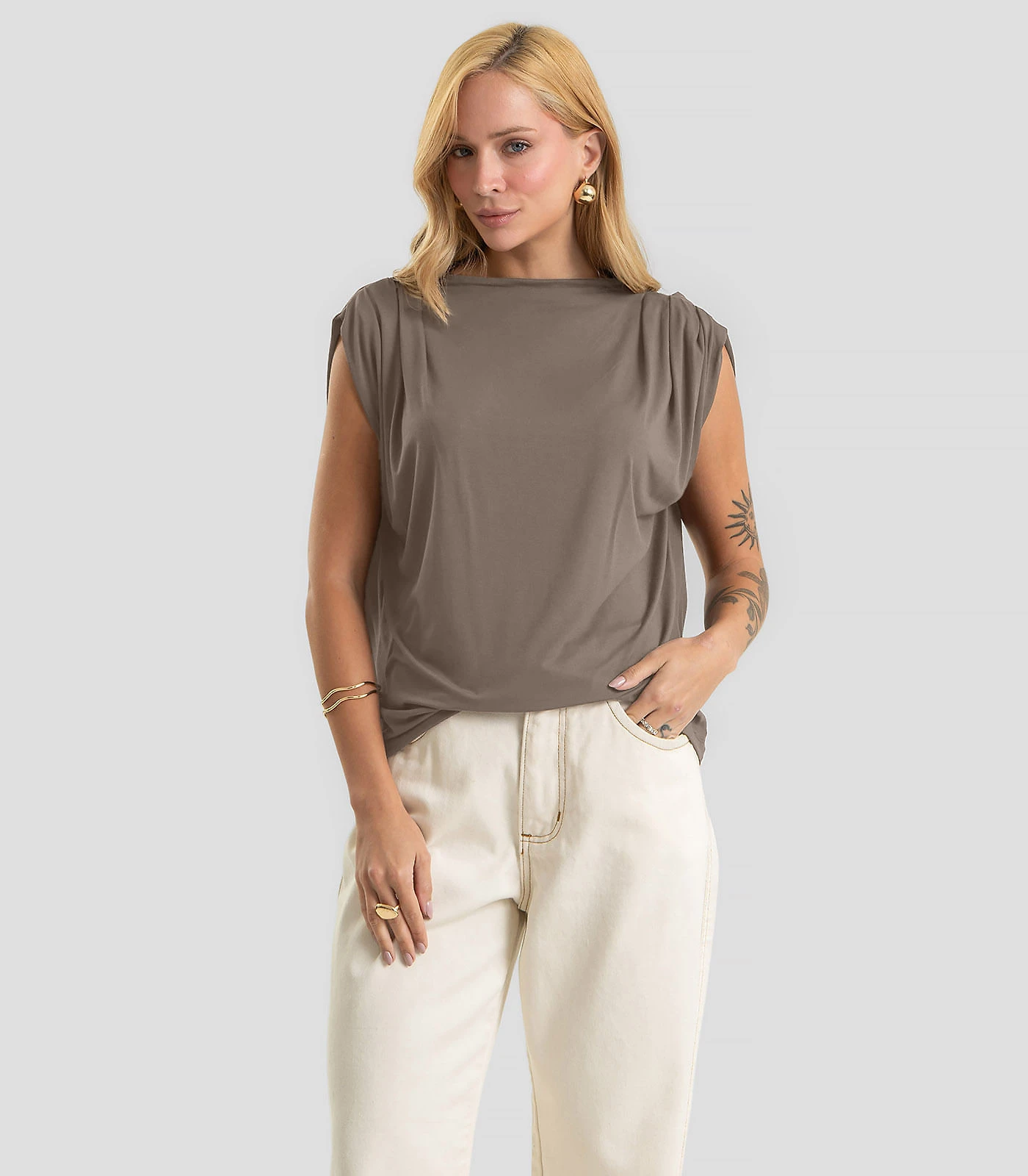 Blusa Feminina Gola Chaminé Visco Premiere Dianna Marrom