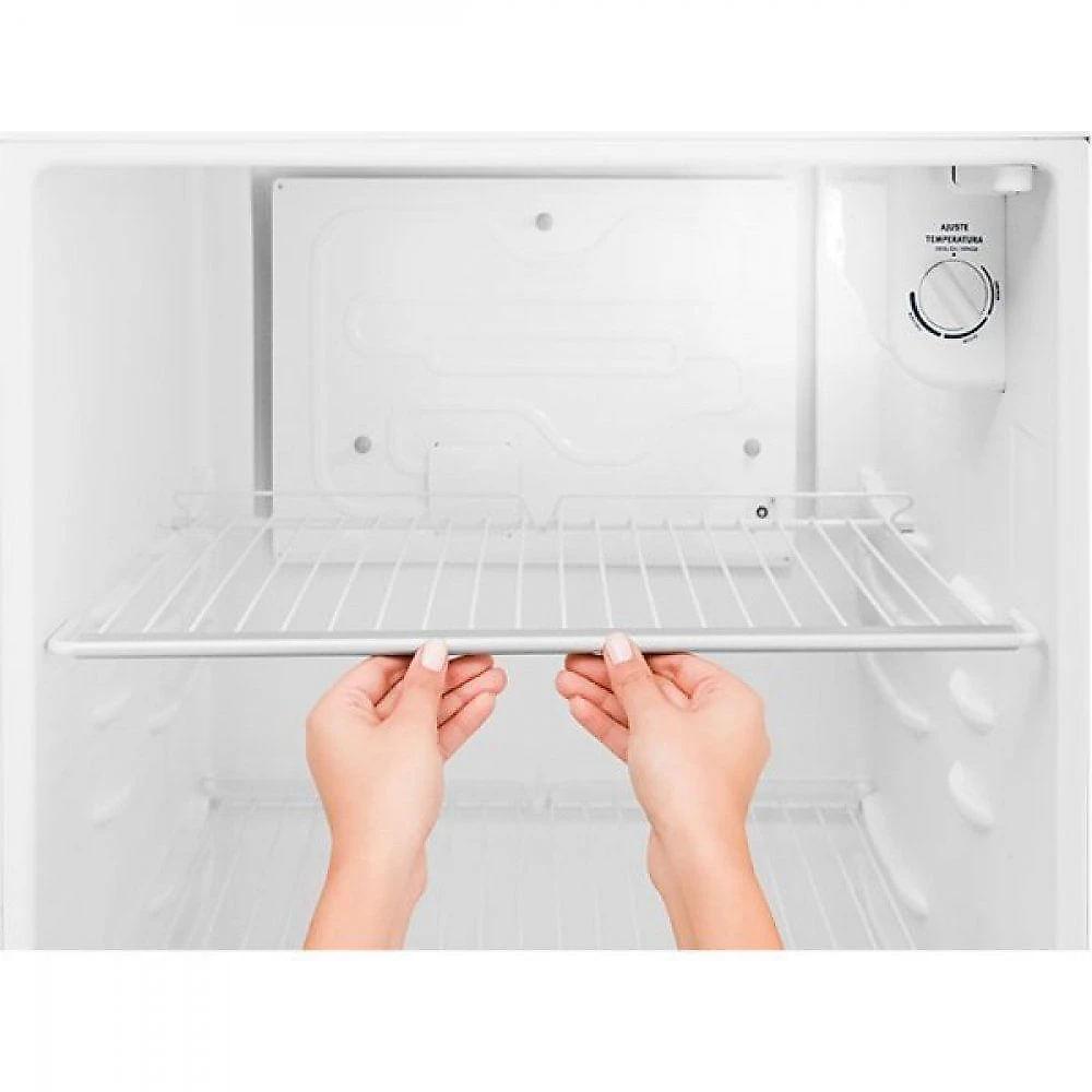 Geladeira Cycle Defrost, 2 Portas 260 Litros Electrolux DC35A Branca - 110V