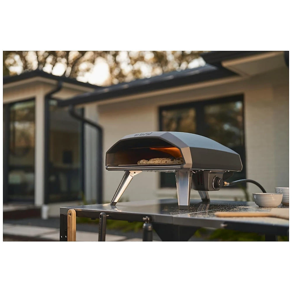 Forno de Pizza Ooni Koda 2 a Gás 14" Portátil Pedra Refratária Alta Temperatura 500°C Napolitana Externo Preto Fundição