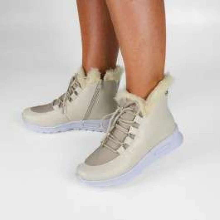 Coturno Morena Branca Cano Curto Napa Floa - Creme - CREME