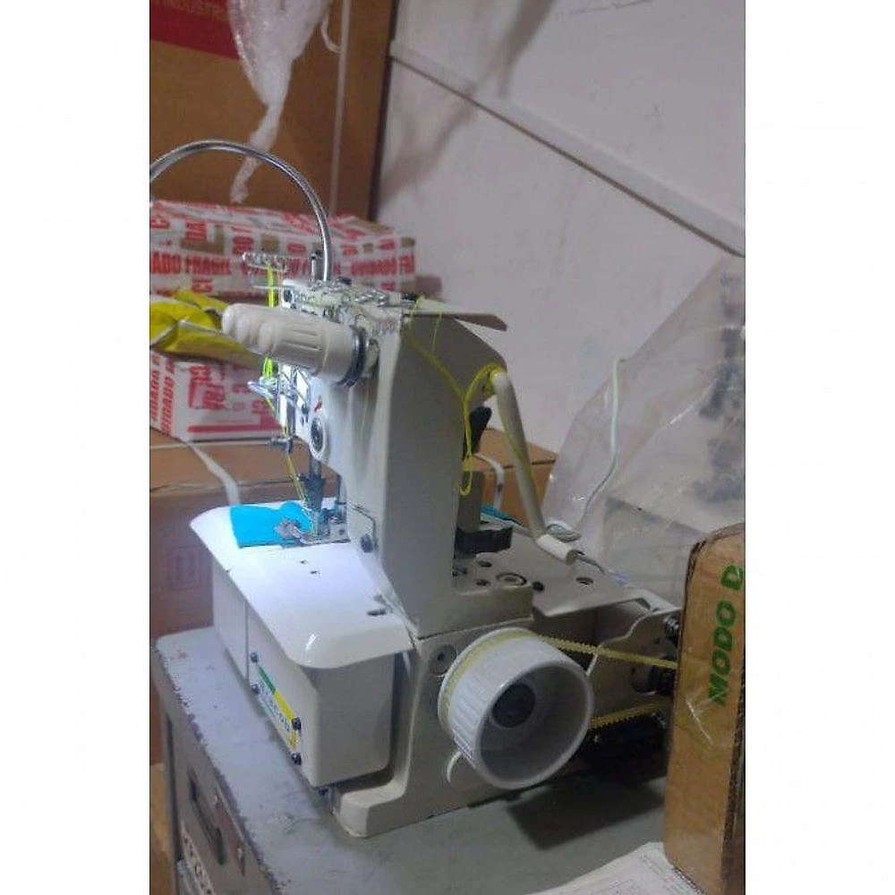 Galoneira 3 Agulhas - 110v + Led 110V