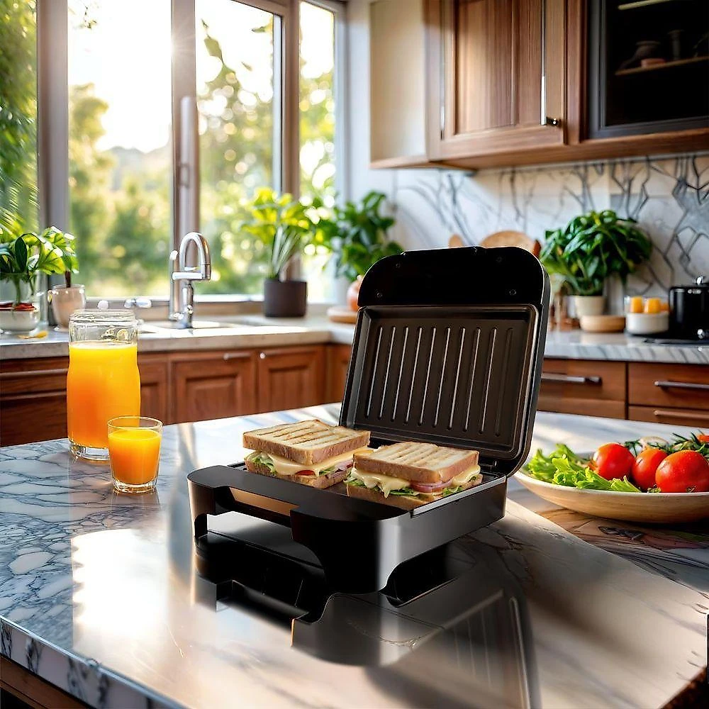 Sanduicheira e Grill Philco PGR26A Inox 2 em 1 Antiaderente 800W Preto 220V