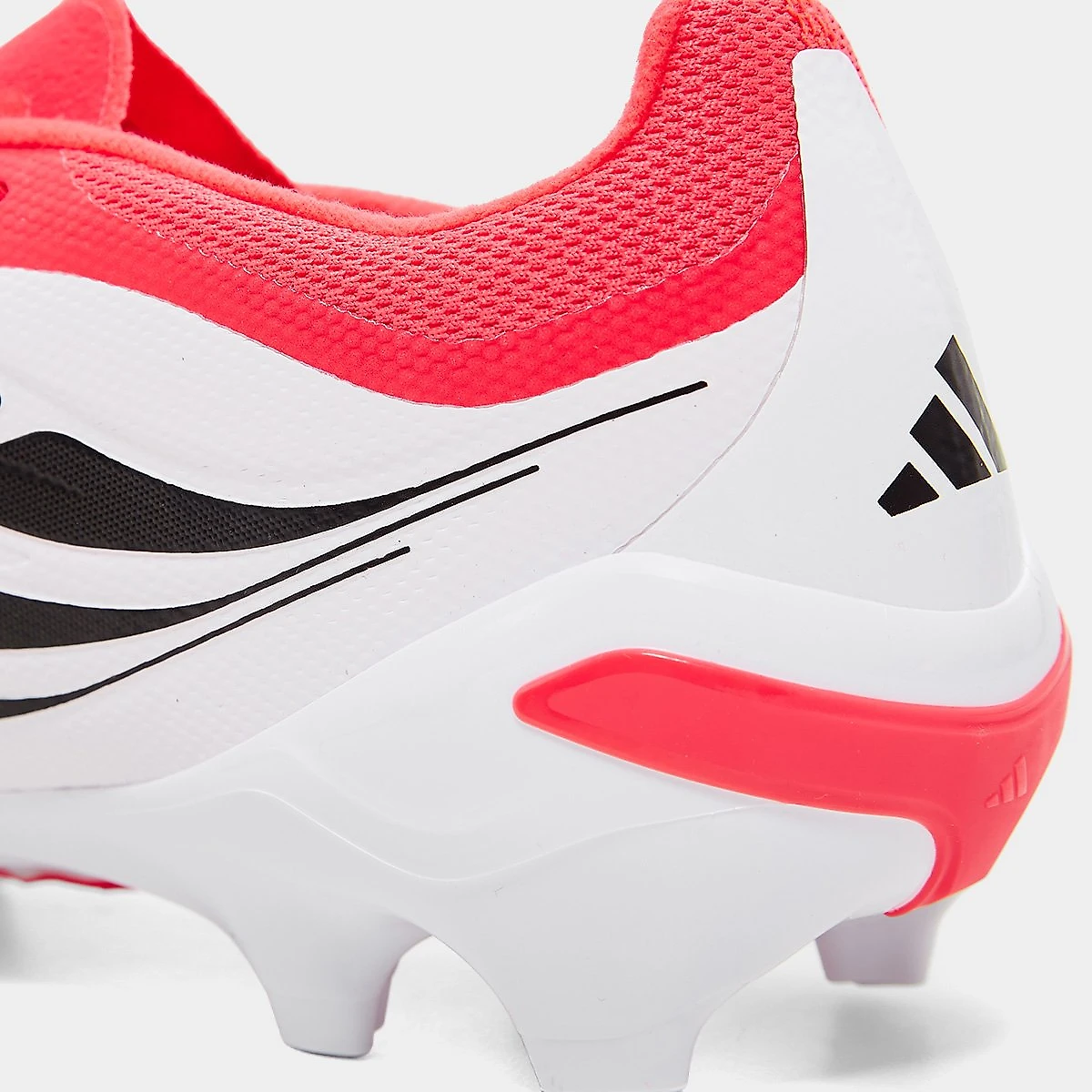 Chuteira Campo Adidas Predator League Unissex Branco+Rosa - 37