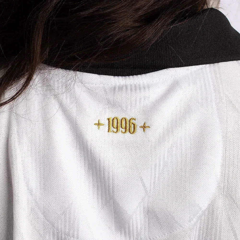 Camiseta Feminina CAP Retrô 1996 Branca TAM G