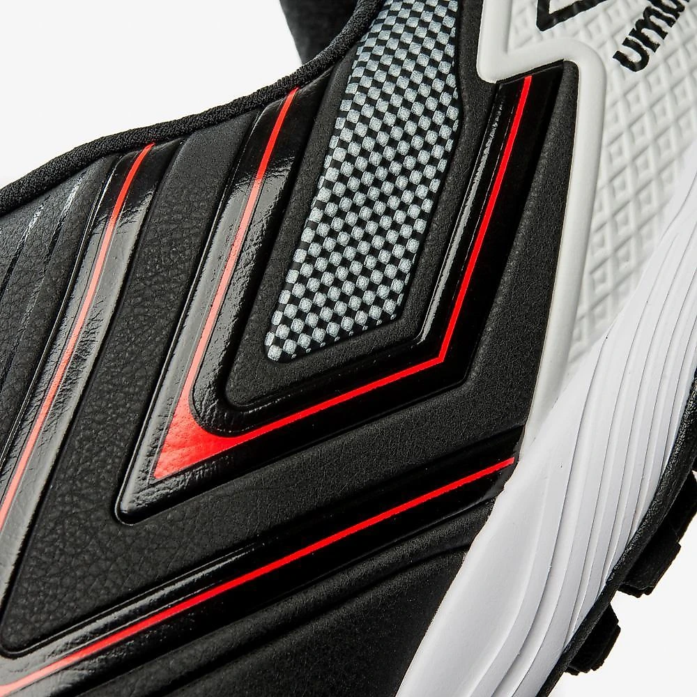 Chuteira society umbro pro 5 bump club 43