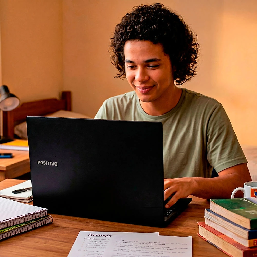 Notebook 15,6" Positivo Vision i15M 256GB SSD 8GB RAM Windows 11 Preto