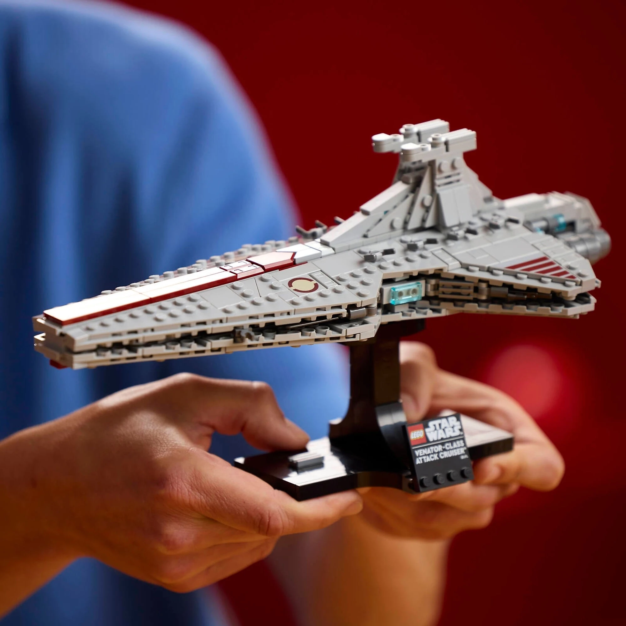 LEGO® Star Wars™ - Cruzador de Ataque Classe Venator™