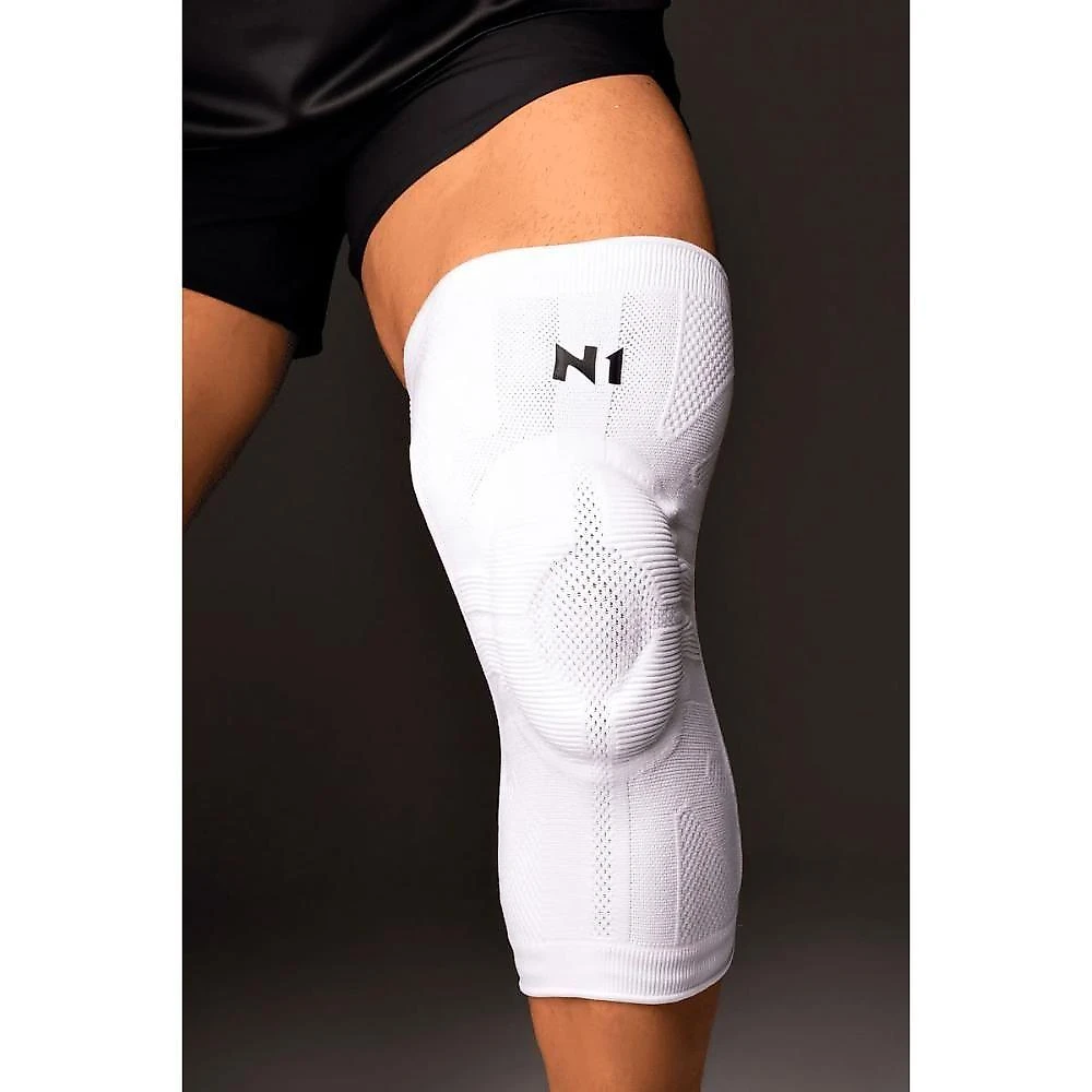 Joelheira Pro Knit 3D com Gradiente de Compressao Almofada de Silicone Sustentacao Lateral Branco N1