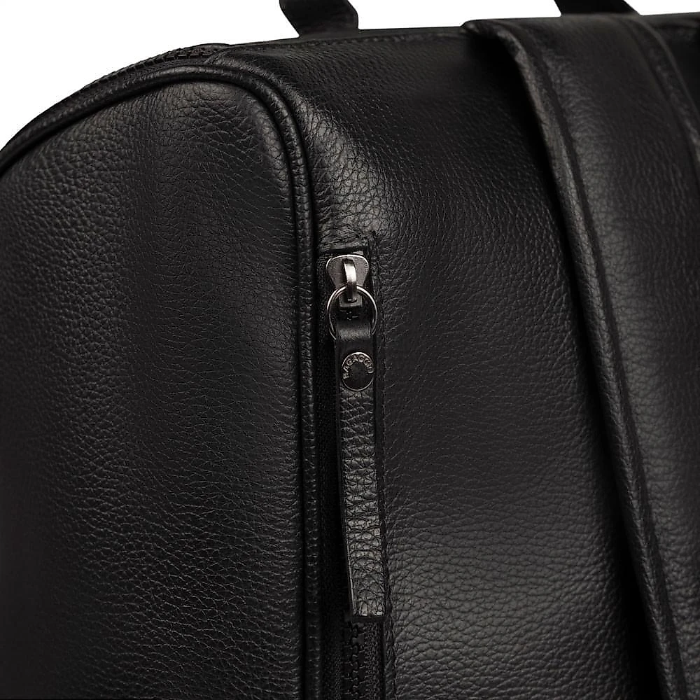 Mochila Masculina Média Executiva de Couro Leme Preta Bagaggio Preto