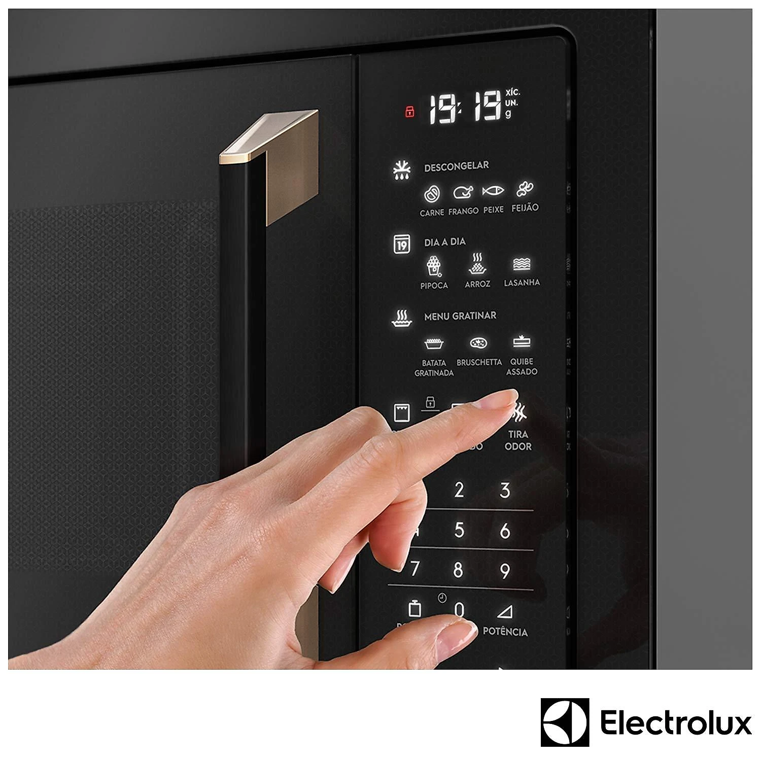 Micro-ondas de Embutir Electrolux Pro Series com 34 Litros de Capacidade e Grill Preto - MV43T 110