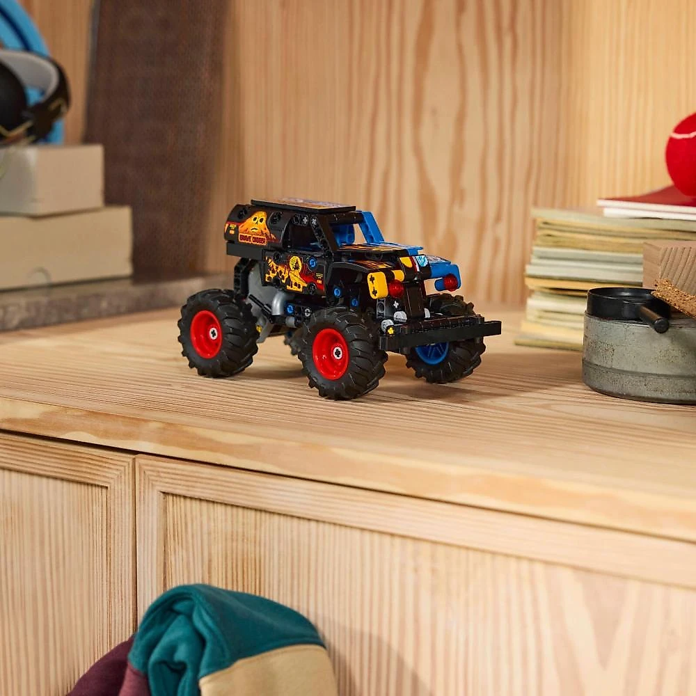 Lego® technic - monster jam™ grave digger™ fogo e gelo azul