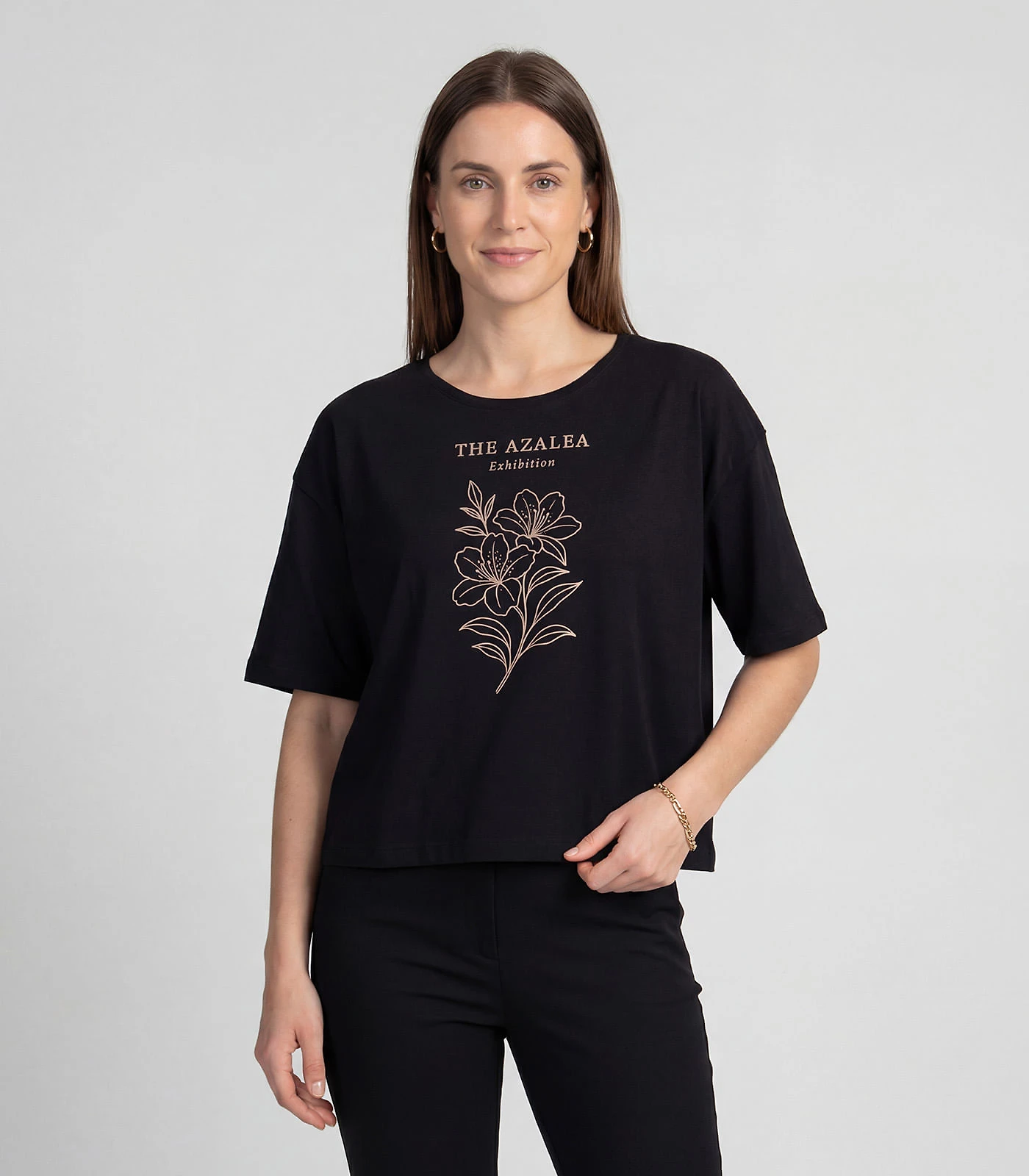 Blusa Feminina Com Estampa Localizada Infinita Cor Preto