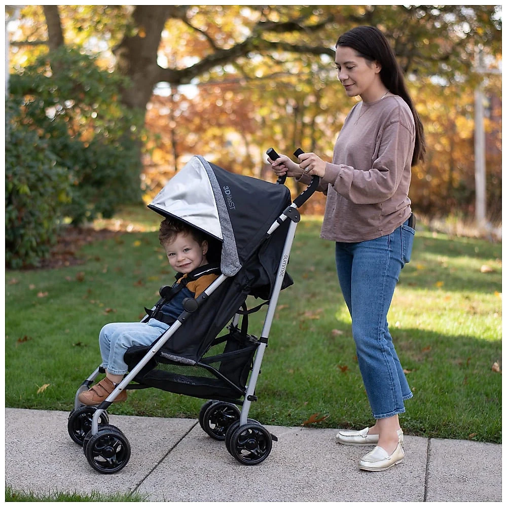 Carrinho de Bebê Summer Infant 3Dlite ST, Preto/Cinza - Leve e Durável com Estrutura de Aço, Assento Amplo, Reclinável em Várias Posições e Cesto de