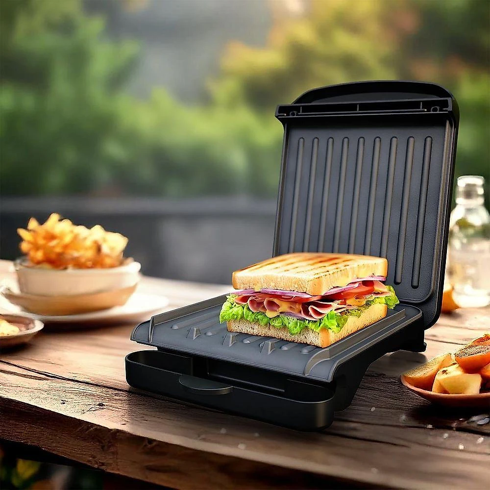 Grill Britânia 750W 2 Sanduiches Chapas Antiaderentes  110V