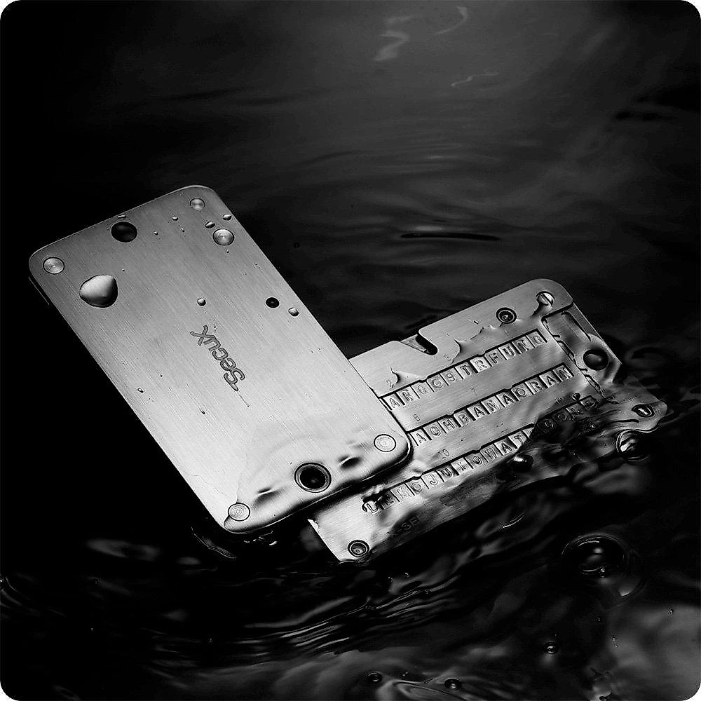 Placa de Recuperação SecuX X-SEED PRO, Alumínio Aeroespacial, Backup de 3x24 Palavras, Resistente a Fogo e Água, Prata - 98-100-000301