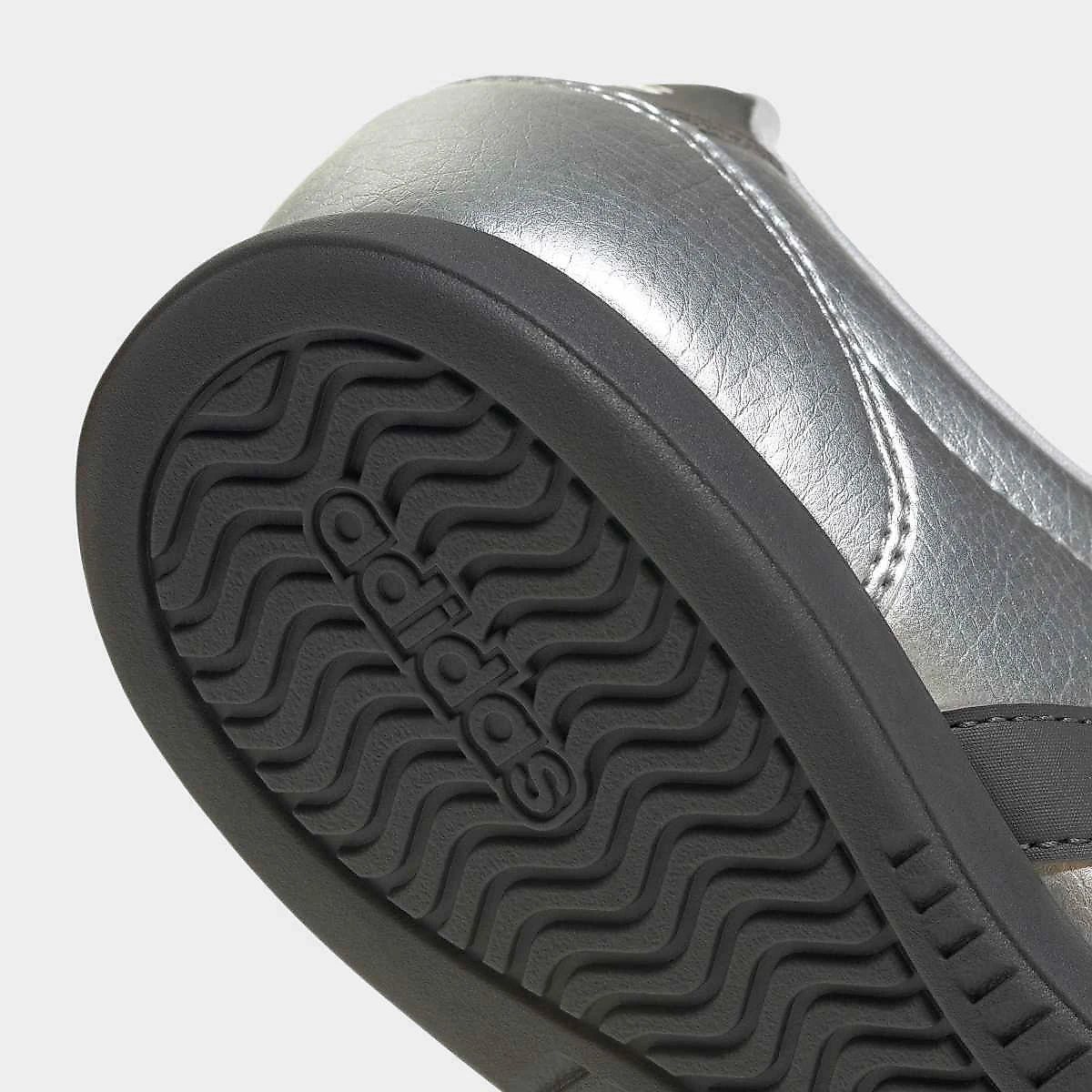 Tênis Adidas Barreda Lo Feminino Prata+Preto - 34