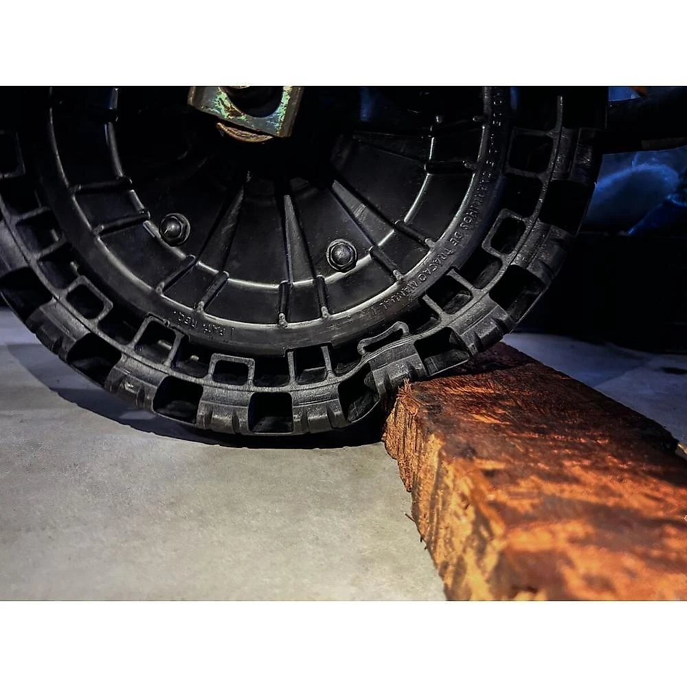 Pneu Maciço ø 320 X 75 Mm Tramontina Com Roda Plástica Universal Para Carrinho De Mão