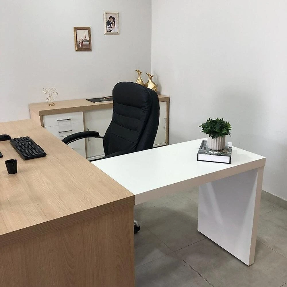 Kit 4 Peças com Mesa para Escritório Diretor em L, Armário Multiuso Alto, Armário Baixo e Balcão com Conjunto Mesa Tamburato 1400 Mesa de Apoio Balcão 2 portas Balcão com Gavetas e Armário com nicho Carvalho/Branco