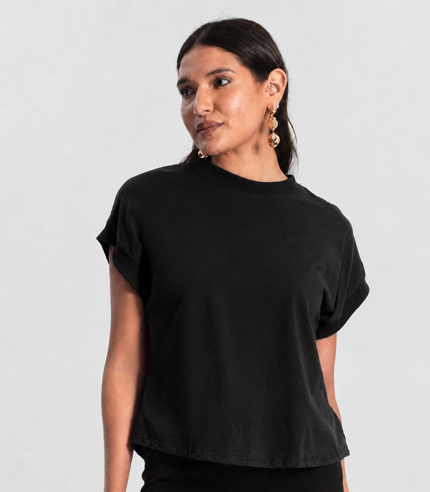 Blusa Feminina Malha Visco Com Ribana Infinita Cor Preto