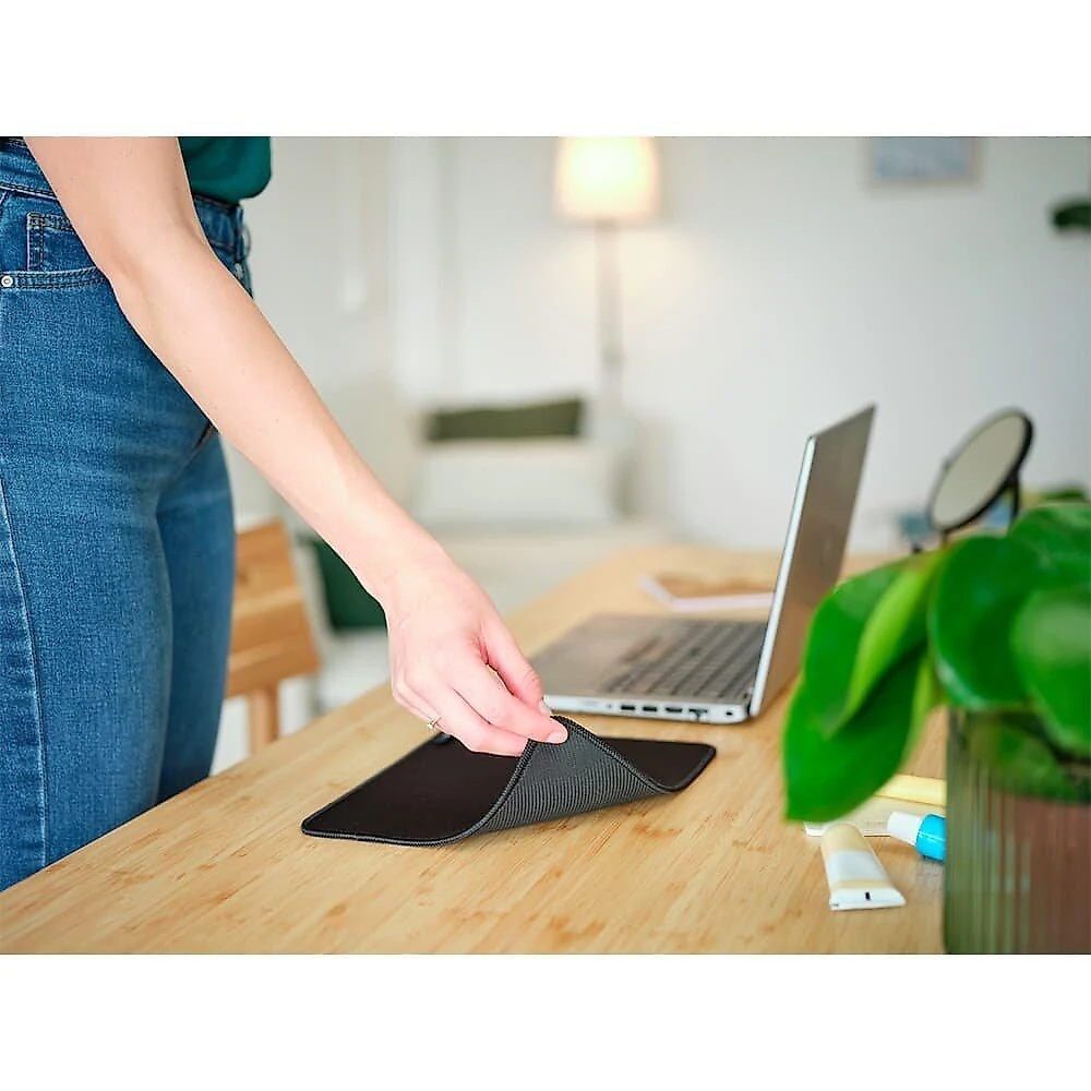 Mousepad Trust Boye Médio (250x210mm), Bordas Costuradas, Antiderrapante, Preto - 24743