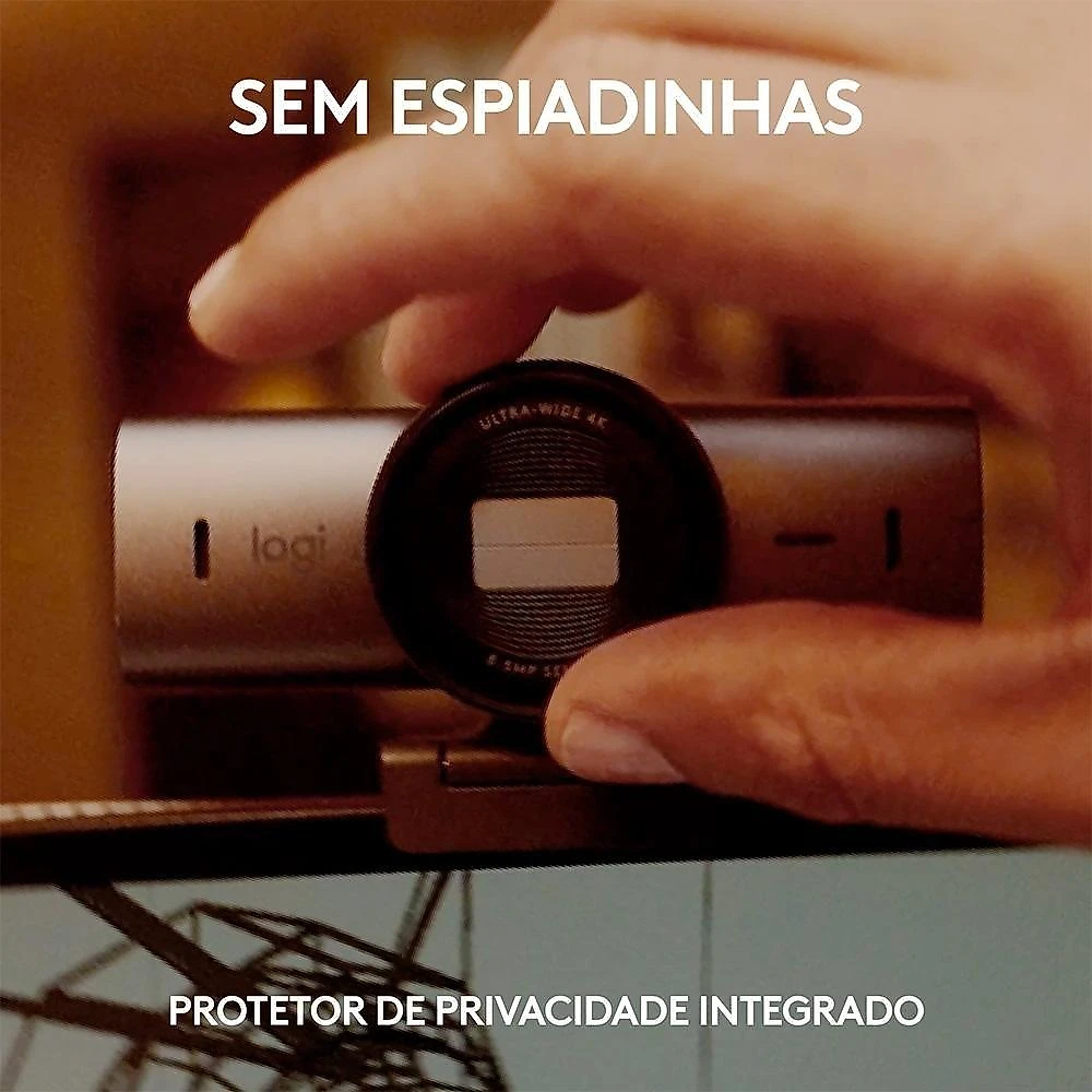 Webcam Ultra HD 4K Logitech MX Brio Com Microfones com Redução de Ruído, Protetor de Privacidade e Conexão USB-C, Grafite - 960-001548