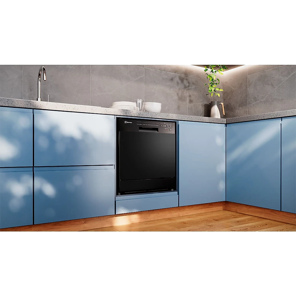 Lava-Louça Electrolux Preta com 8 Serviços, 8 Programas de Lavagem - LP08E 110