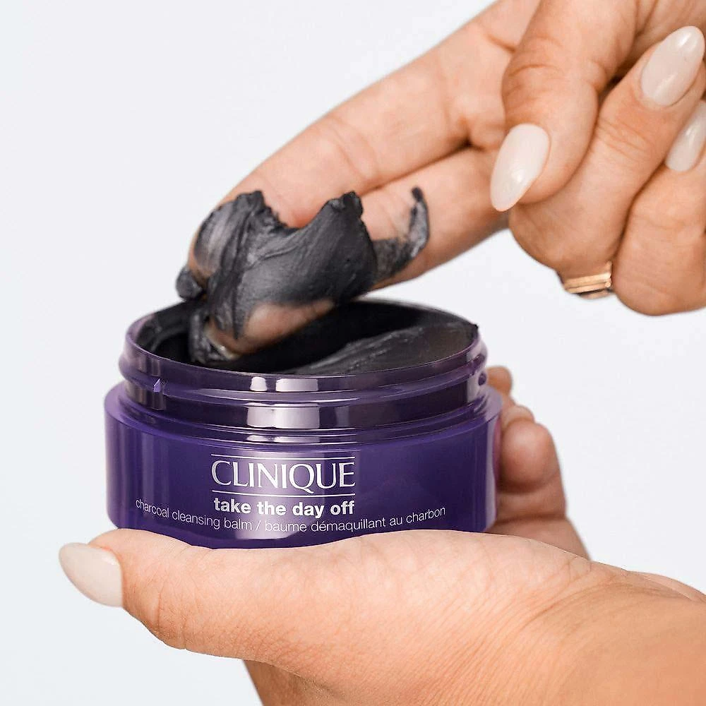 Bálsamo demaquilante clinique take the day off charcoal 125ml