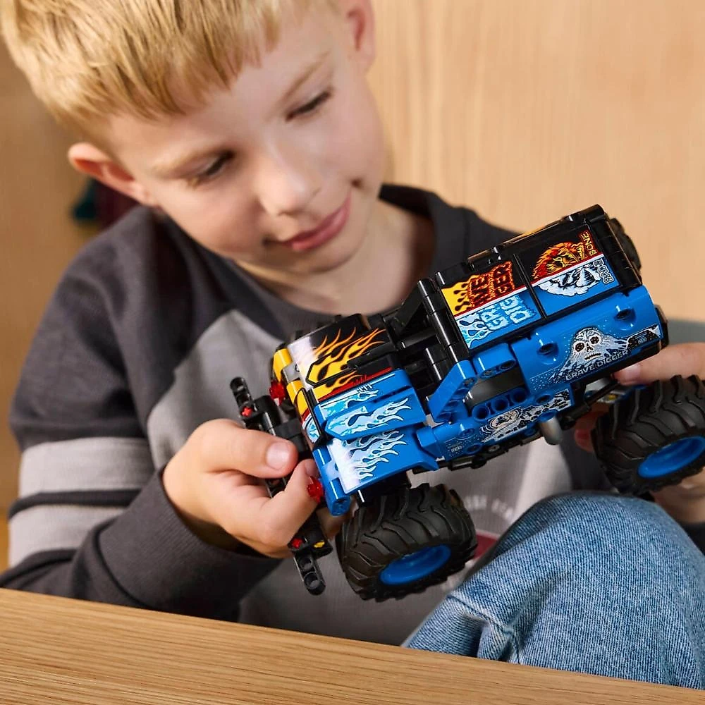 Lego® technic - monster jam™ grave digger™ fogo e gelo azul
