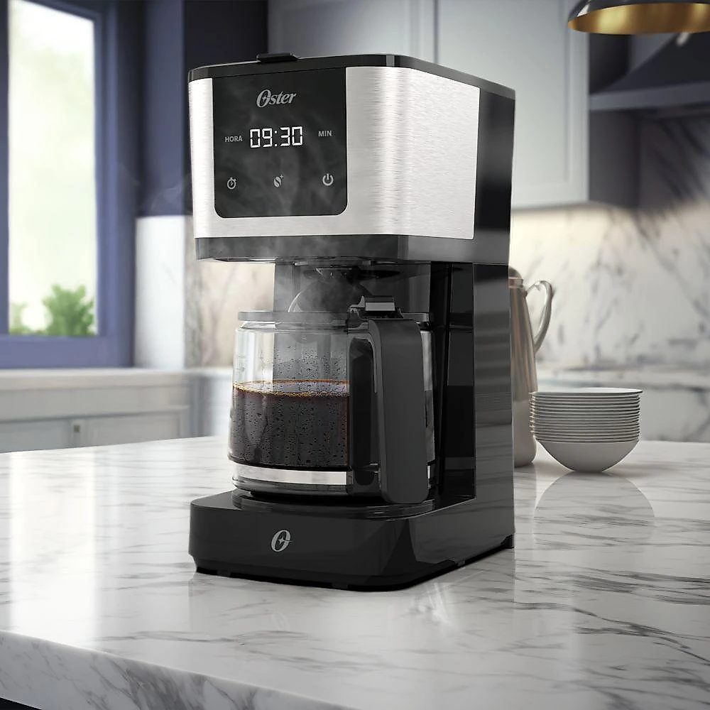 Cafeteira oster programável display digital 1,5l 220v ocaf550