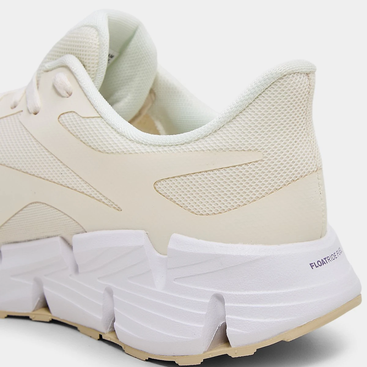 Tênis Reebok Zig Dynamica 6 Feminino Off White - 34
