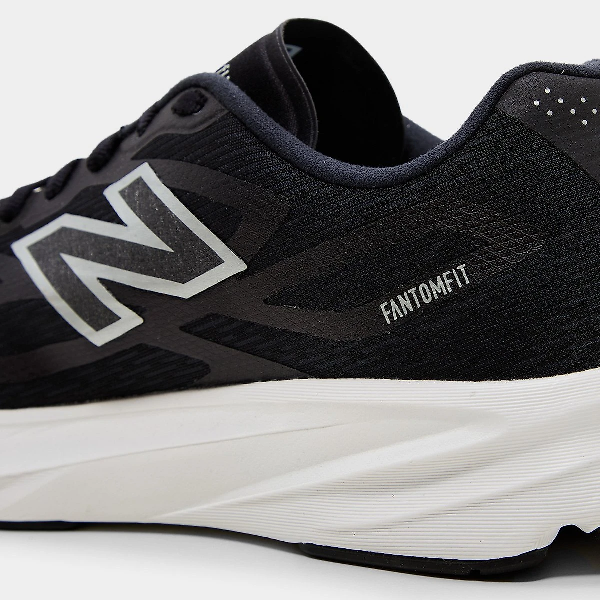 Tênis New Balance Fuelcell Flite Feminino Preto - 34
