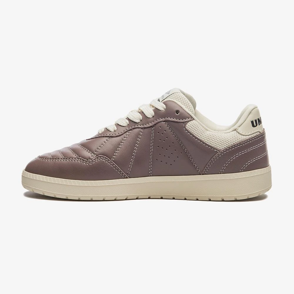 Tênis umbro speciali s