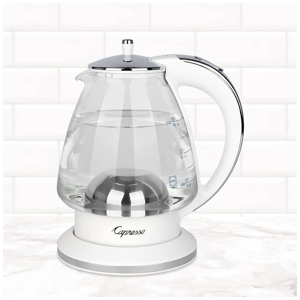 Chaleira elétrica de vidro Capresso branca e cromada 1,42L com indicador luminoso e desligamento automático H2O Glass 240.02, 110V