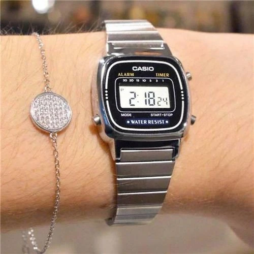 Miniatura Relógio Casio Vintage LA670WA-1DF Prata Feminino