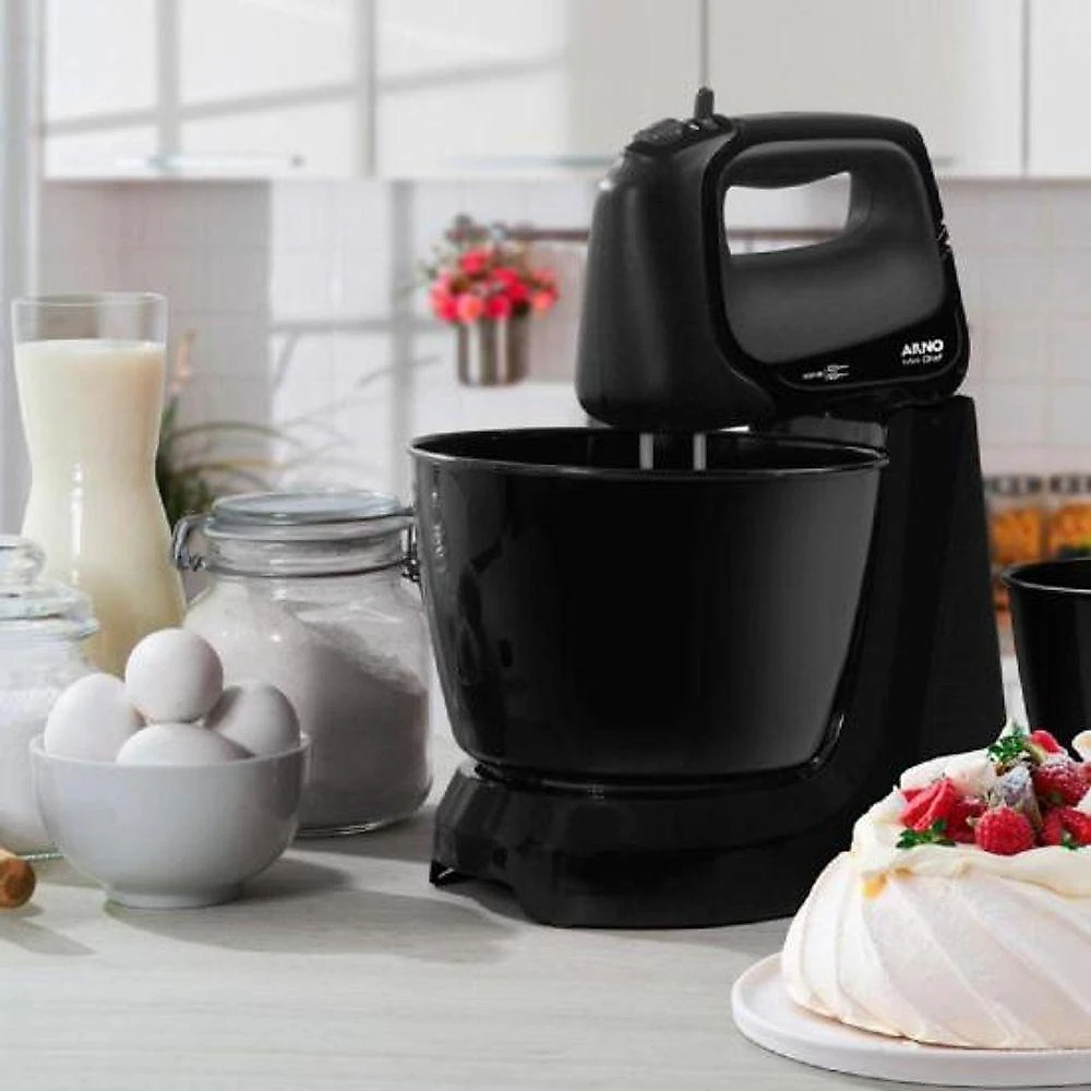Batedeira Convencional de Arno Mini Chef 4L 400W 4 Velocidades Preto 220V