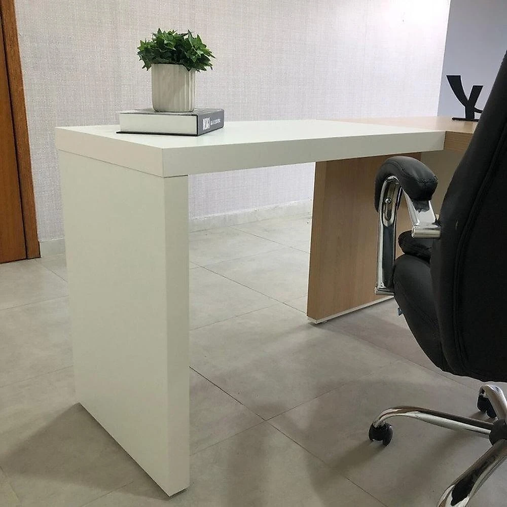 Kit 4 Peças com Mesa para Escritório Diretor em L, Armário Multiuso Alto, Armário Baixo e Balcão com Conjunto Mesa Tamburato 1400 Mesa de Apoio Balcão 2 portas Balcão com Gavetas e Armário com nicho Carvalho/Branco