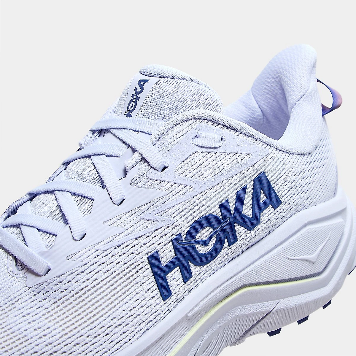 Tênis Hoka Challenger 8 Feminino Cinza Claro - 36