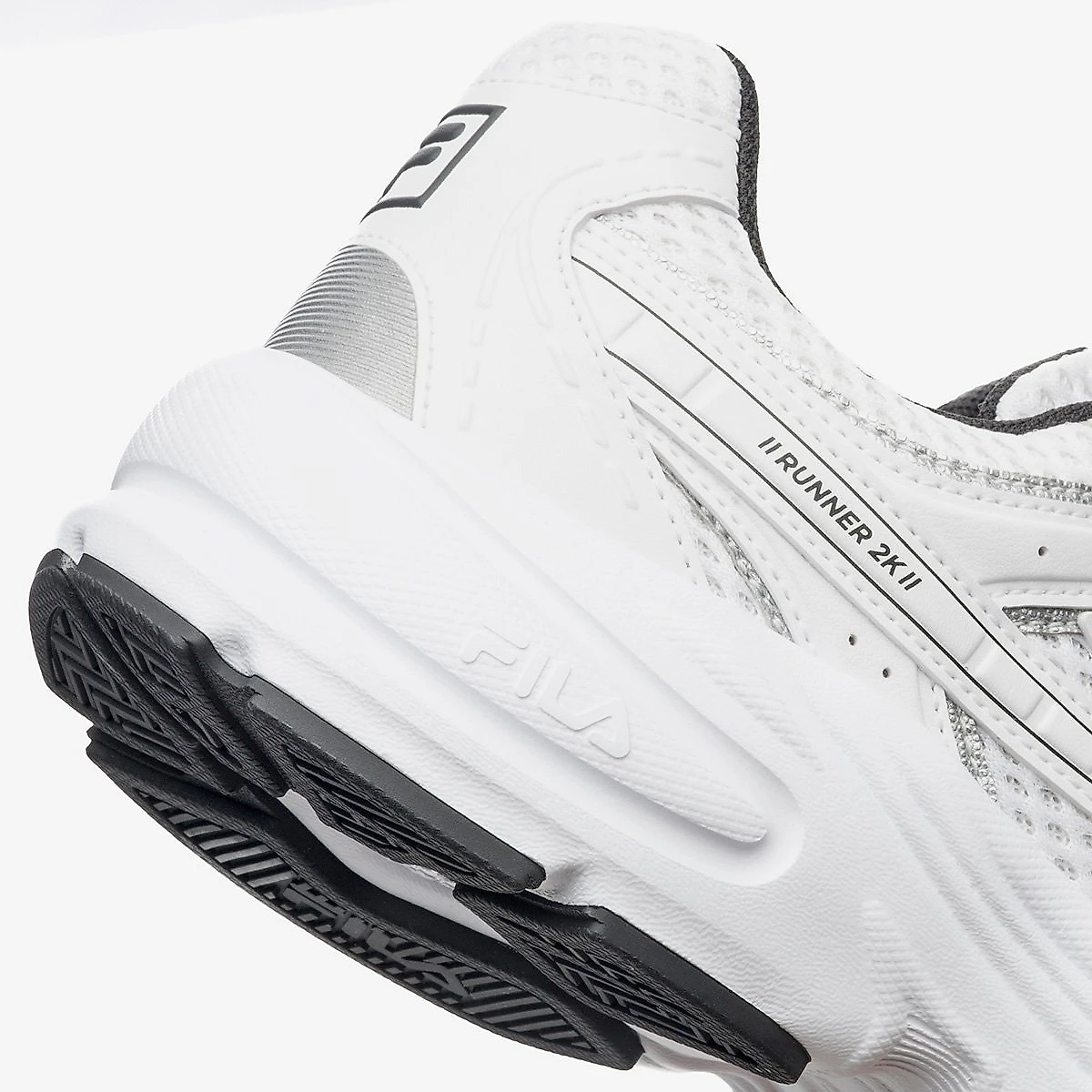 Tênis Fila Runner 2k Feminino Branco+Preto - 34
