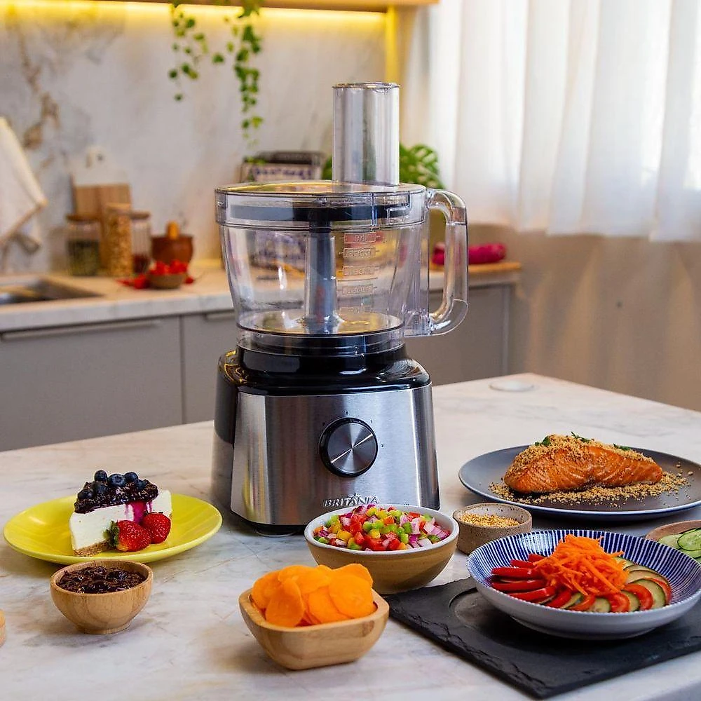 Multiprocessador Britânia BMP2000 5 em 1 2 Velocidades 1300W Preto 110V