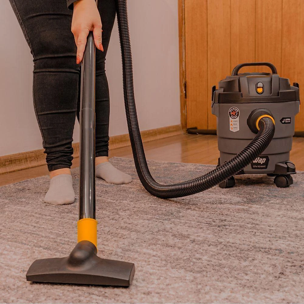Aspirador de Pó e Água Vertical WAP GTW 10 Maré 1400W 3L com Função Soprador Amarelo 220V