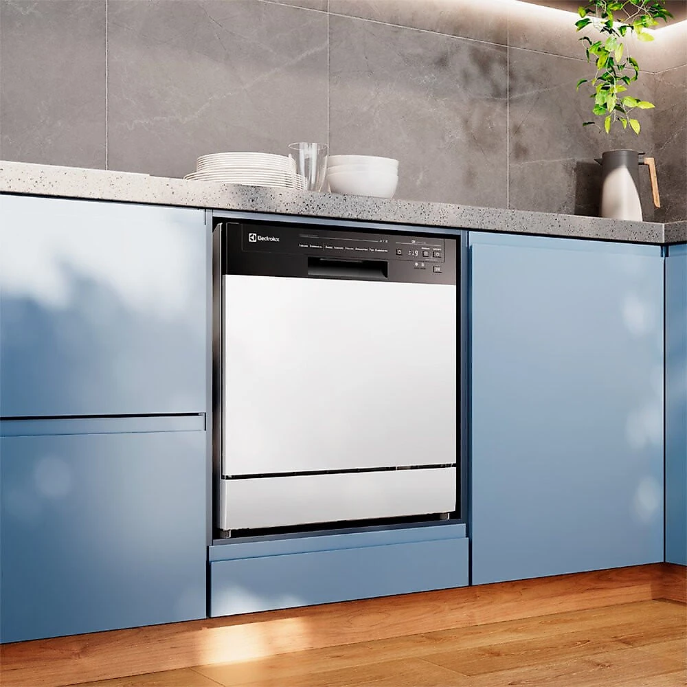 Lava-Louça Electrolux 8 Serviços Programa Lava e Seca 50 min, Branco - LB08E Branco - 110V