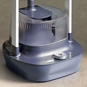 Vaporizador de Roupas Electrolux Expert EGS20 1800W 2,5L - Azul 110V