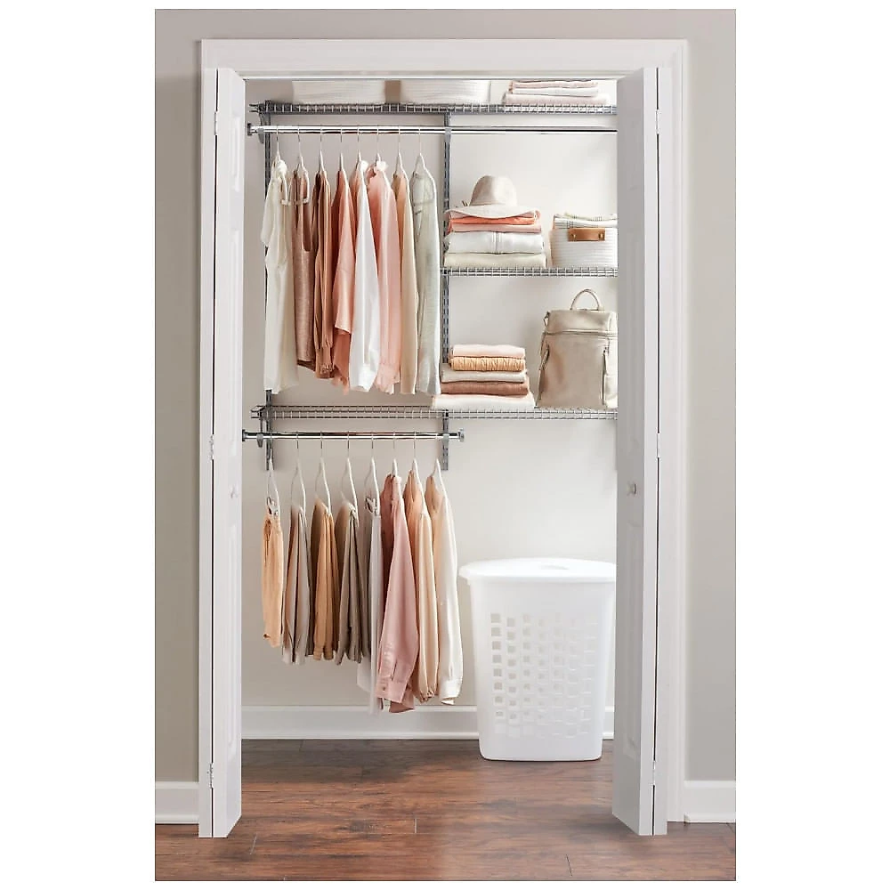 Kit Closet Aramado 2,4 Metros com Prateleiras Expansíveis e Hastes Telescópicas Personalizável Rubbermaid Prata