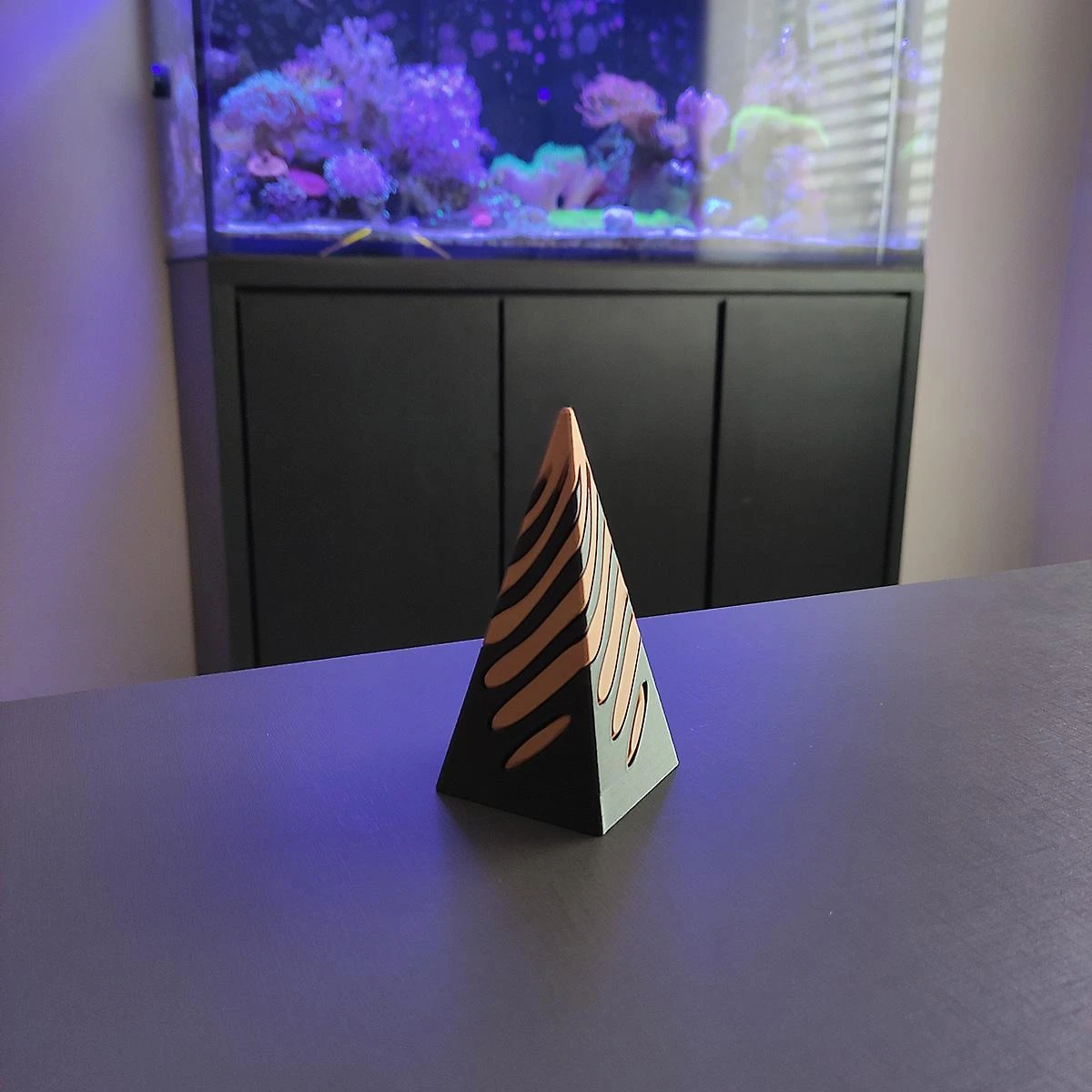 Fidget Cone Espiral Anti Estresse Spiral Pirâmide 3D Cor